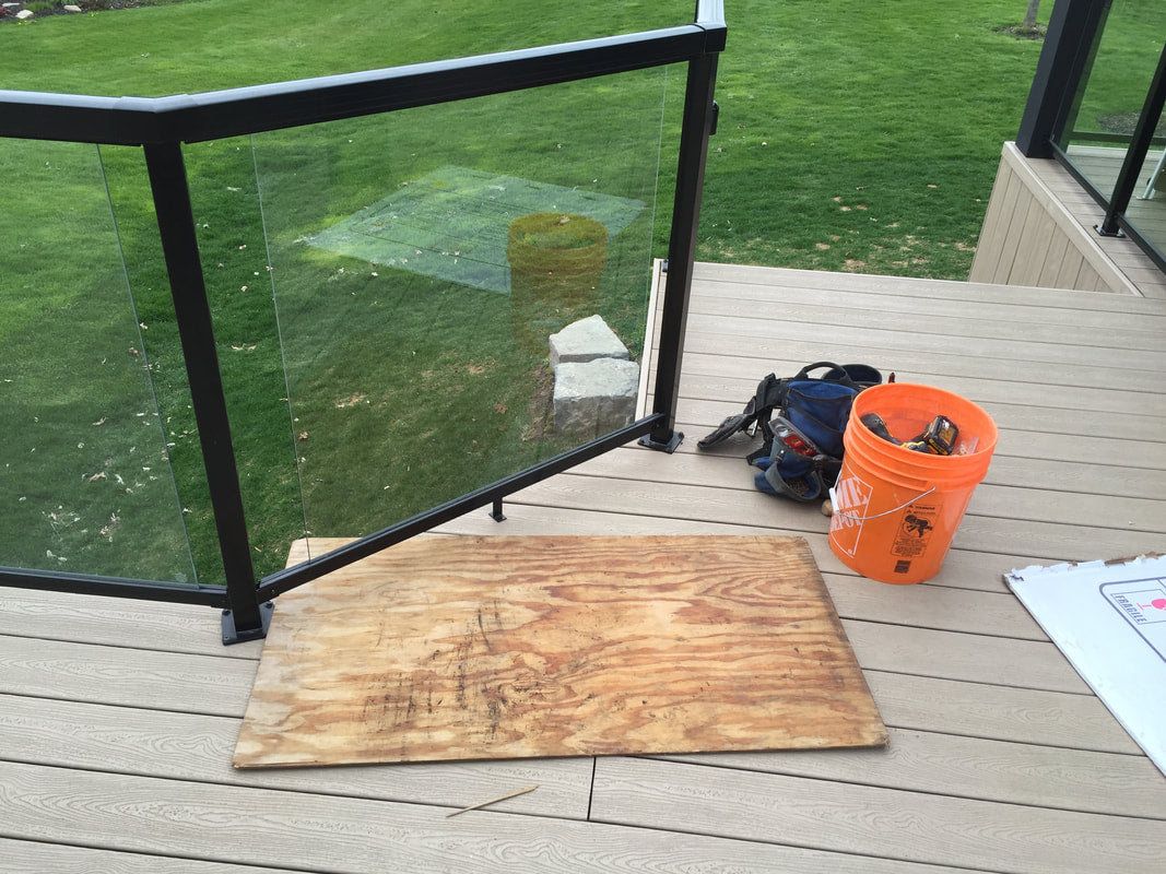 Composite Deck Glass Railing